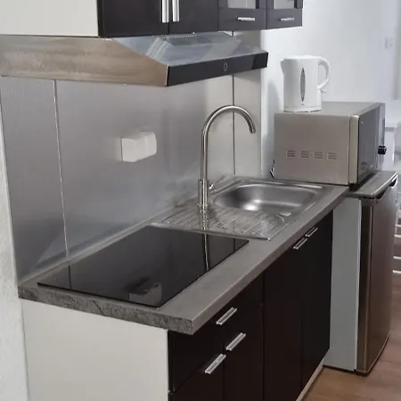 Отель Book Your In Дармштадт