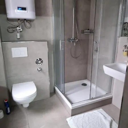 Отель Book Your In Дармштадт